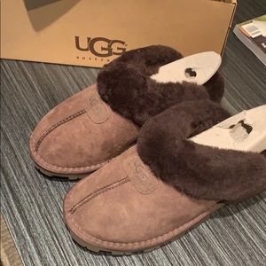 UGG slippers brown